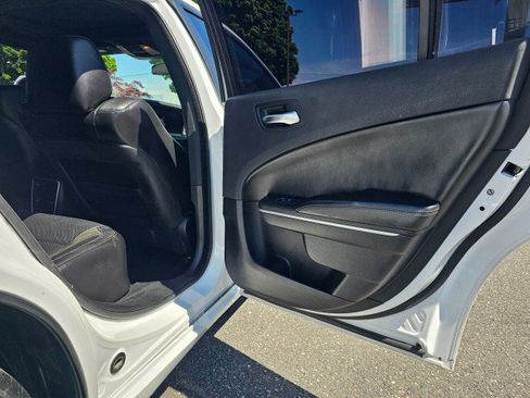Certified 2021 Dodge Charger SXT w/ Leather Interior Group RWD image 15