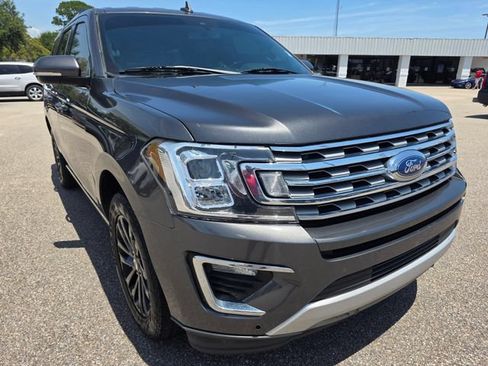Used 2021 Ford Expedition Limited RWD image 2