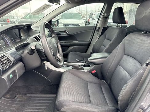 Used 2015 Honda Accord Sport image 19