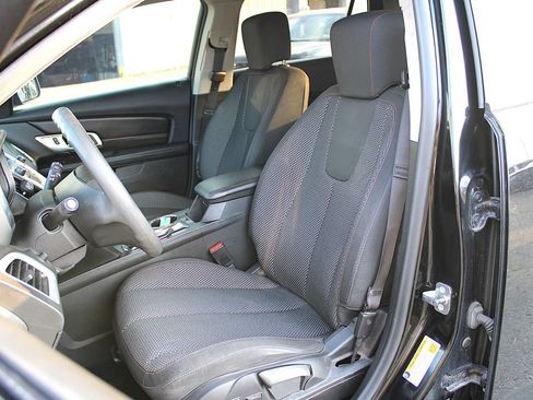 Used 2017 GMC Terrain SLE AWD/4WD image 7