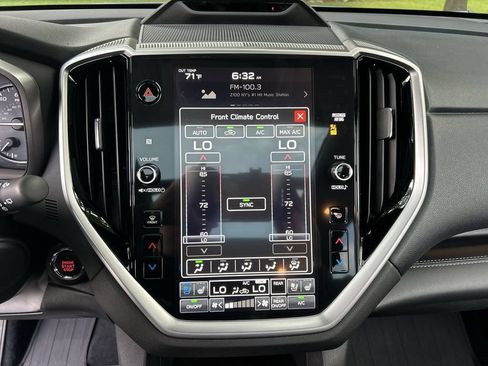 Used 2024 Subaru Ascent Touring AWD/4WD image 21