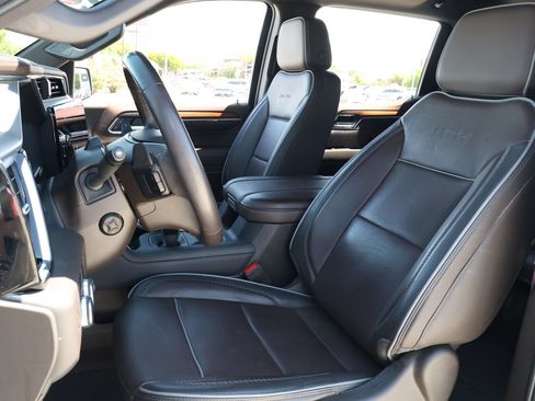 Used 2024 GMC Sierra 1500 Denali RWD image 30