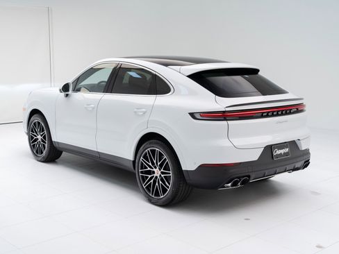 New 2026 Porsche Cayenne Coupe image 3