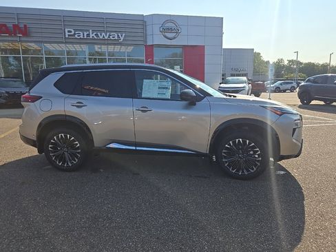 New 2026 Nissan Rogue Platinum w/ Platinum Premium Package image 8