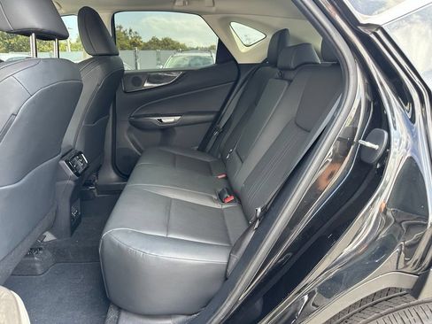 Used 2024 Lexus NX 250 FWD image 9
