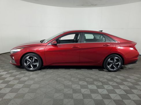 Used 2023 Hyundai Elantra Limited FWD image 7