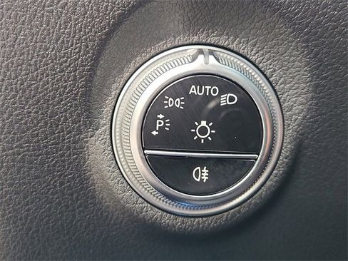 Used 2023 Mercedes-Benz C 300 Sedan image 18