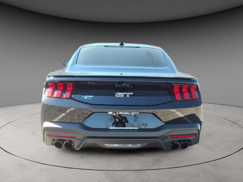 Used 2024 Ford Mustang GT Premium RWD image 9
