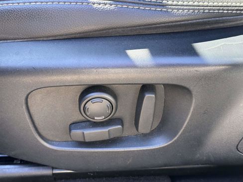 Used 2020 Land Rover Range Rover Velar R-Dynamic S AWD/4WD image 16