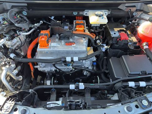 New 2026 Chevrolet Equinox EV LT image 31