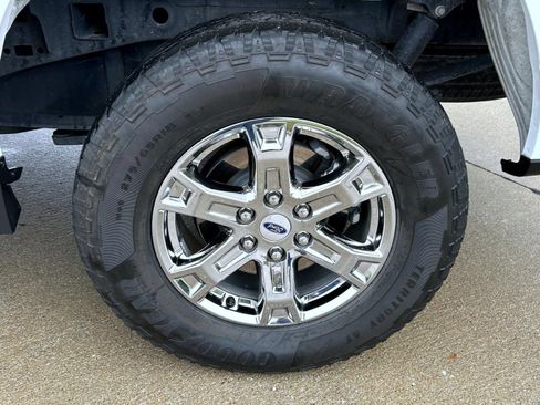 Used 2023 Ford F150 Lariat AWD/4WD image 23