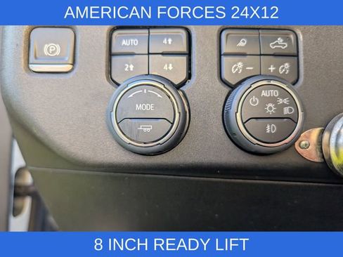 Used 2024 Chevrolet Silverado 2500 High Country AWD/4WD image 14