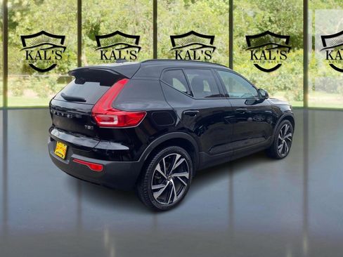 Used 2021 Volvo XC40 T5 R-Design AWD/4WD image 5