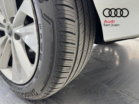 Used 2025 Audi Q6 e-tron Premium w/ Convenience Package RWD image 10