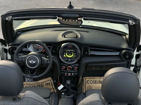 Used 2016 MINI Cooper S image 16