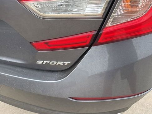 Used 2020 Honda Accord Sport image 9