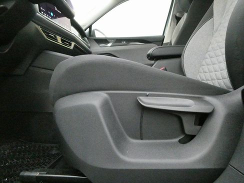New 2026 Volkswagen Tiguan S AWD/4WD image 6