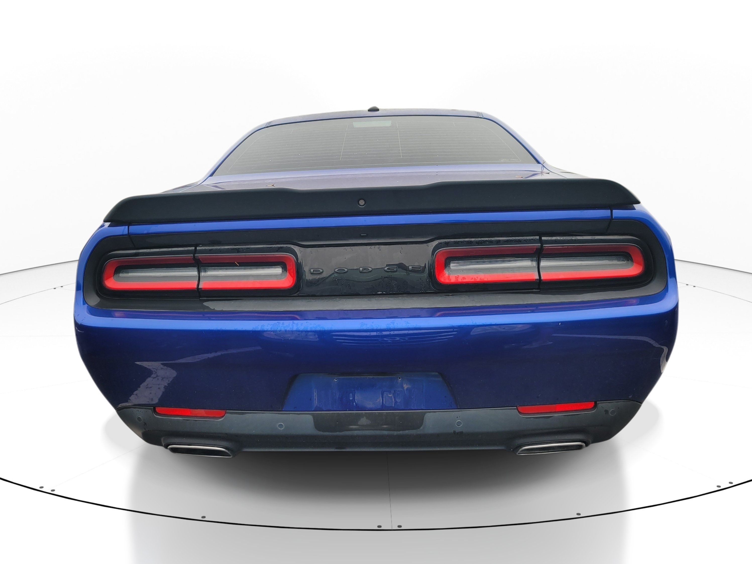 Used 2021 Dodge Challenger SXT w/ Driver Convenience Group RWD image 5