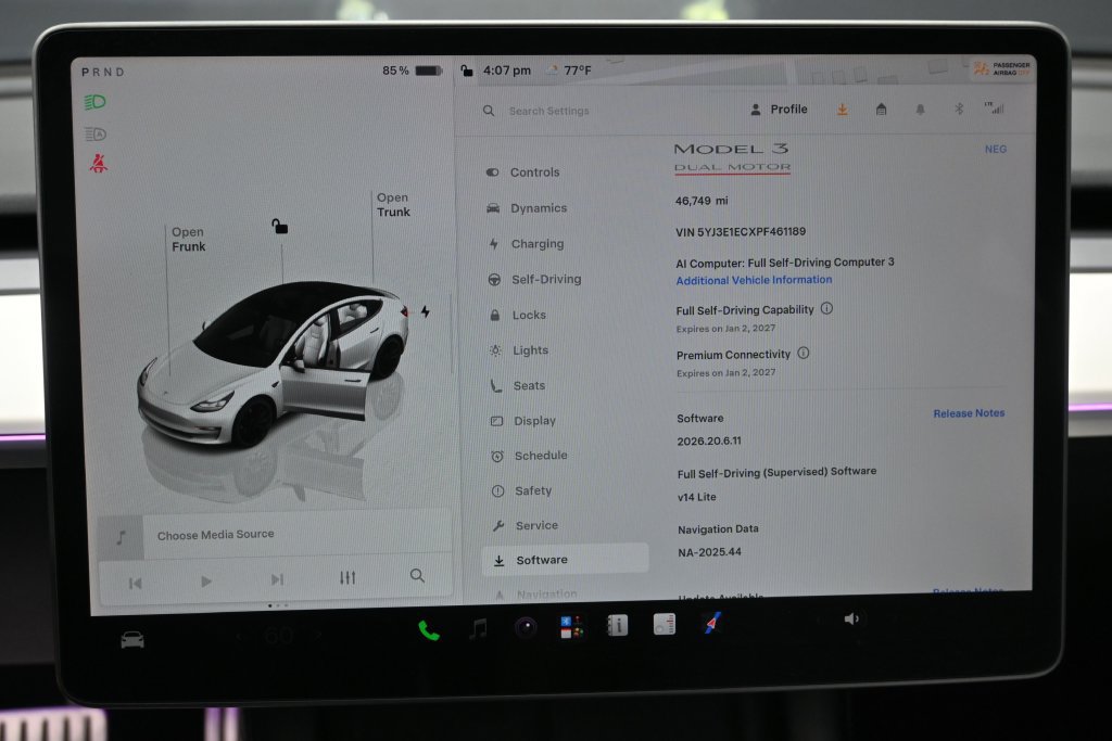 Used 2023 Tesla Model 3 Performance AWD/4WD image 21