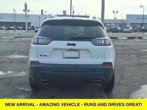 Used 2019 Jeep Cherokee Altitude image 5