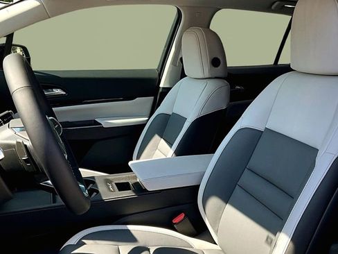 New 2025 Honda Prologue Touring image 16