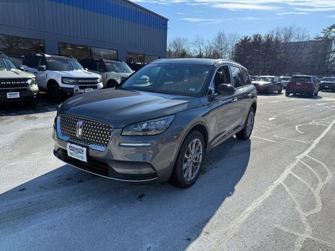 Used 2021 Lincoln Corsair AWD w/ Premium Package image 14