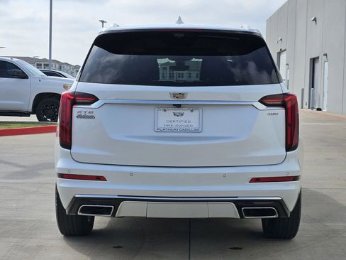 Certified 2023 Cadillac XT6 Premium Luxury w/ Platinum Package image 8
