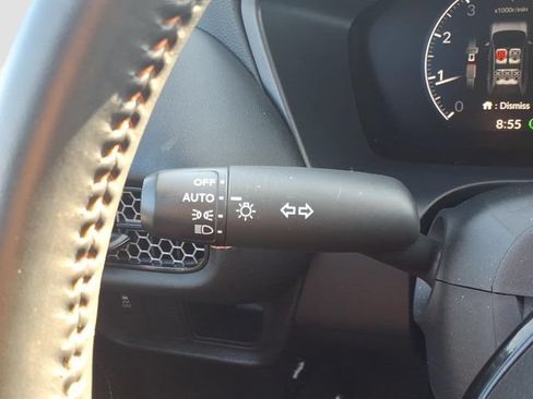 Used 2025 Honda HR-V Sport image 25