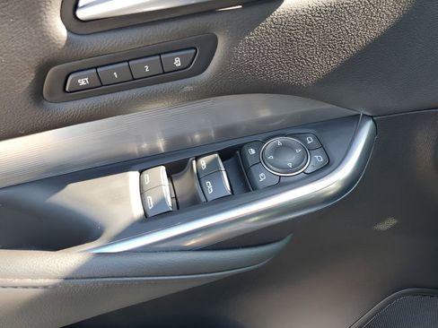 Used 2024 Cadillac XT4 Premium Luxury image 28