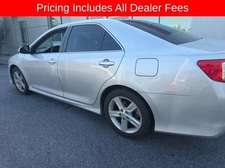 Used 2014 Toyota Camry SE FWD video 2