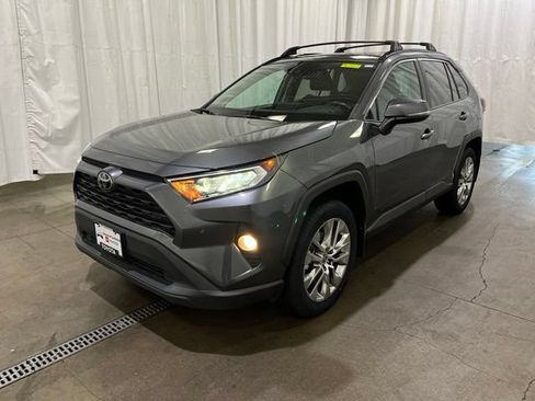 Used 2021 Toyota RAV4 XLE Premium AWD/4WD image 7