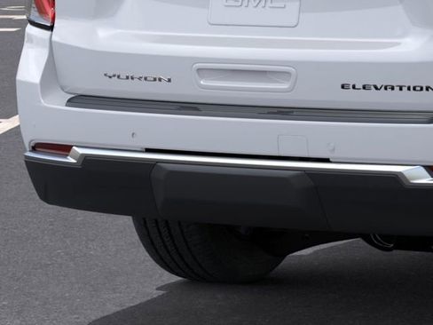 New 2026 GMC Yukon XL Elevation AWD/4WD image 14