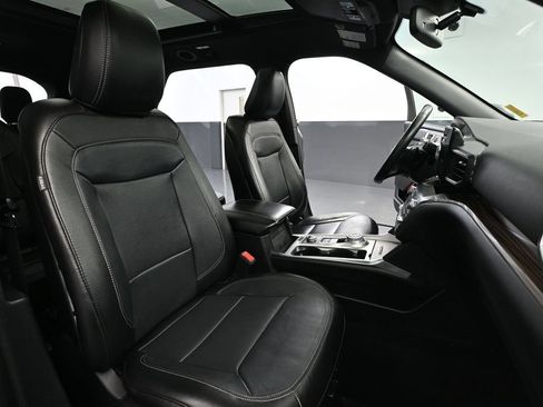 Used 2020 Ford Explorer Limited AWD/4WD image 53