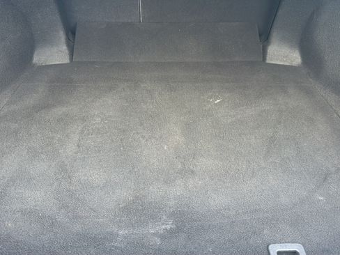 Used 2022 Toyota Camry SE w/ Convenience Package FWD image 10