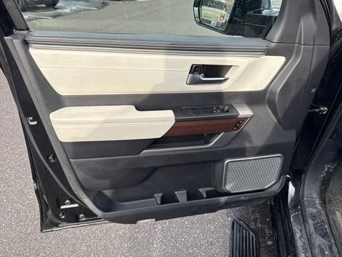 Used 2024 Toyota Sequoia Capstone image 15