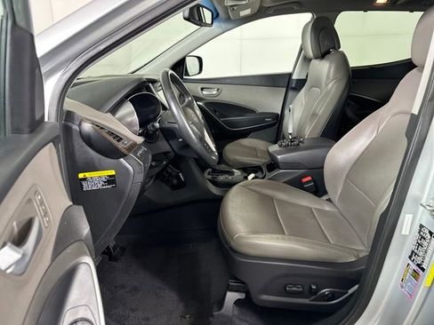 Used 2017 Hyundai Santa Fe Sport image 11