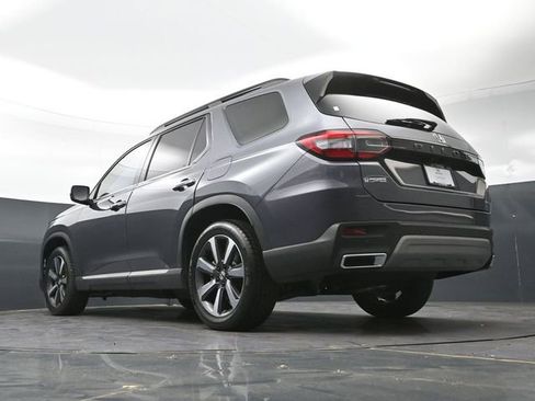 Used 2024 Honda Pilot Touring image 42