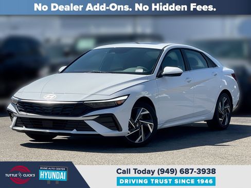 Certified 2025 Hyundai Elantra SEL FWD image 1