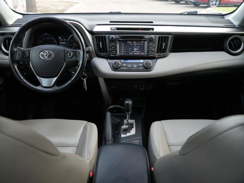 Used 2016 Toyota RAV4 XLE image 18