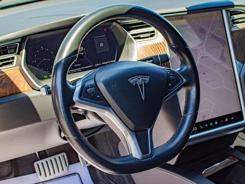 Used 2018 Tesla Model S P100D AWD/4WD image 13