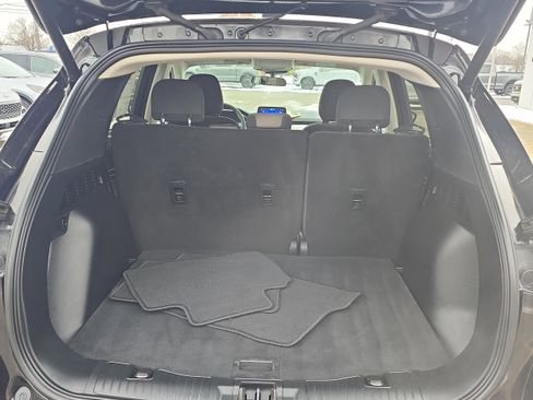 Certified 2022 Ford Escape SE w/ SE Sport Appearance Package AWD/4WD image 9