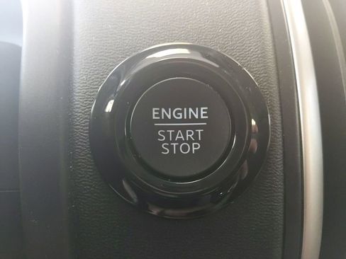 Used 2025 Ford Expedition Active RWD image 28