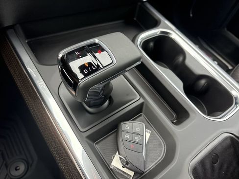 New 2026 Chevrolet Silverado 1500 LT Trail Boss w/ Convenience Package II image 18