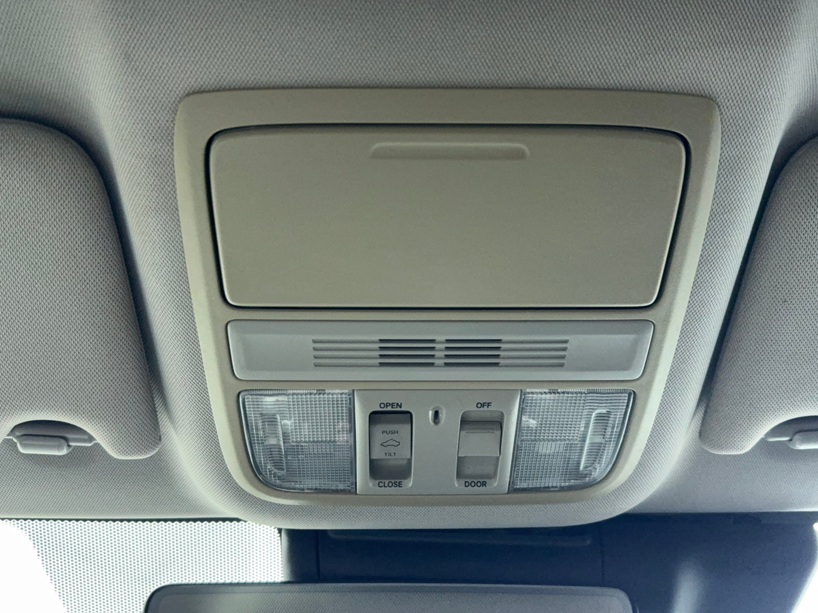 Used 2018 Honda Accord EX-L image 36