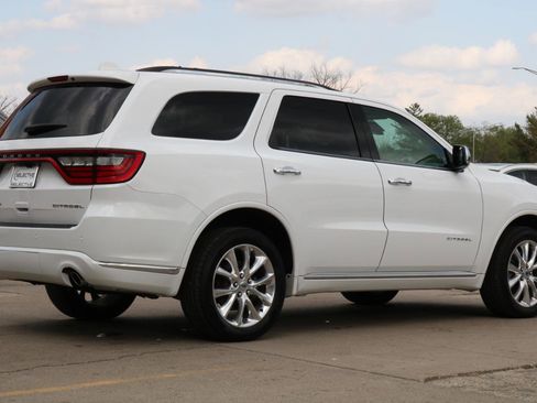 Used 2019 Dodge Durango Citadel w/ Technology Group AWD/4WD image 11