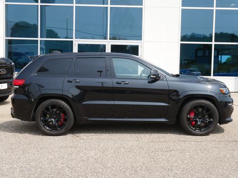 Used 2015 Jeep Grand Cherokee SRT AWD/4WD image 2