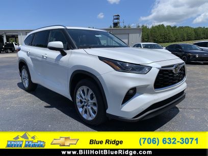 Used 2023 Toyota Highlander Limited
