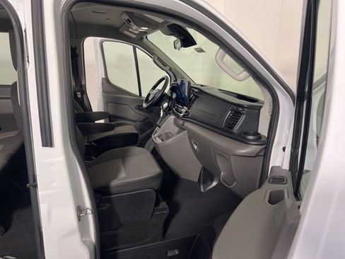 Used 2024 Ford Transit 350 XLT RWD image 31