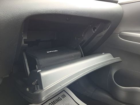 Used 2019 Nissan Sentra S image 31