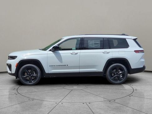 New 2026 Jeep Grand Cherokee L Limited AWD/4WD image 9